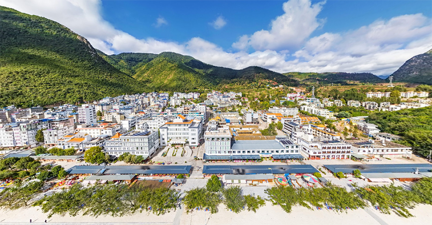 地图位置附近的全景云南玉溪抚仙湖云滇84720抚仙湖,位于澄江县,江川
