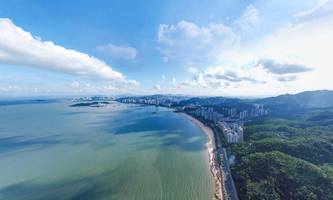 唐家湾镇位于珠海市香洲区北部,珠江口西岸,处东经113°07′—114