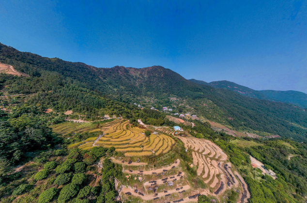 地图位置附近的全景惠州角峰梯田鹅城小二17300角峰村,畲族村民聚集之