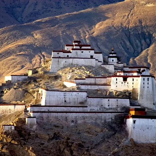 西藏江孜古堡