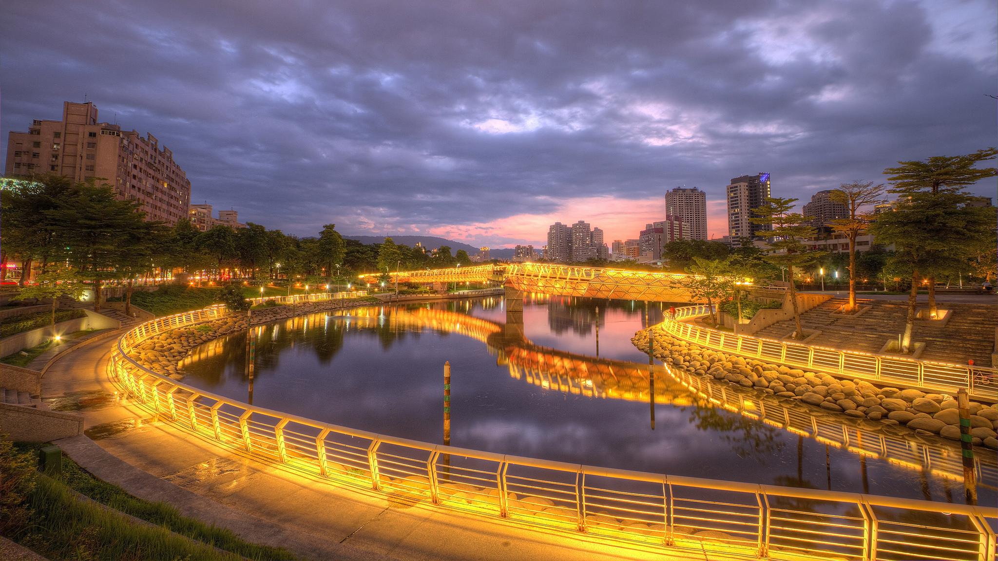 台湾爱河图片