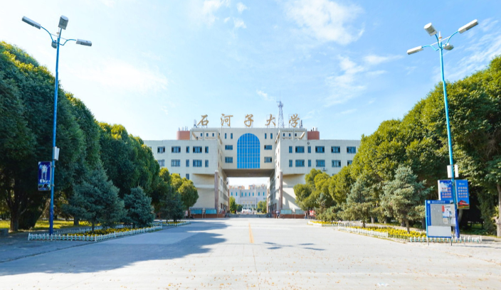 石河子大学 全景图图片