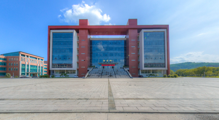 河北民族师范学院
