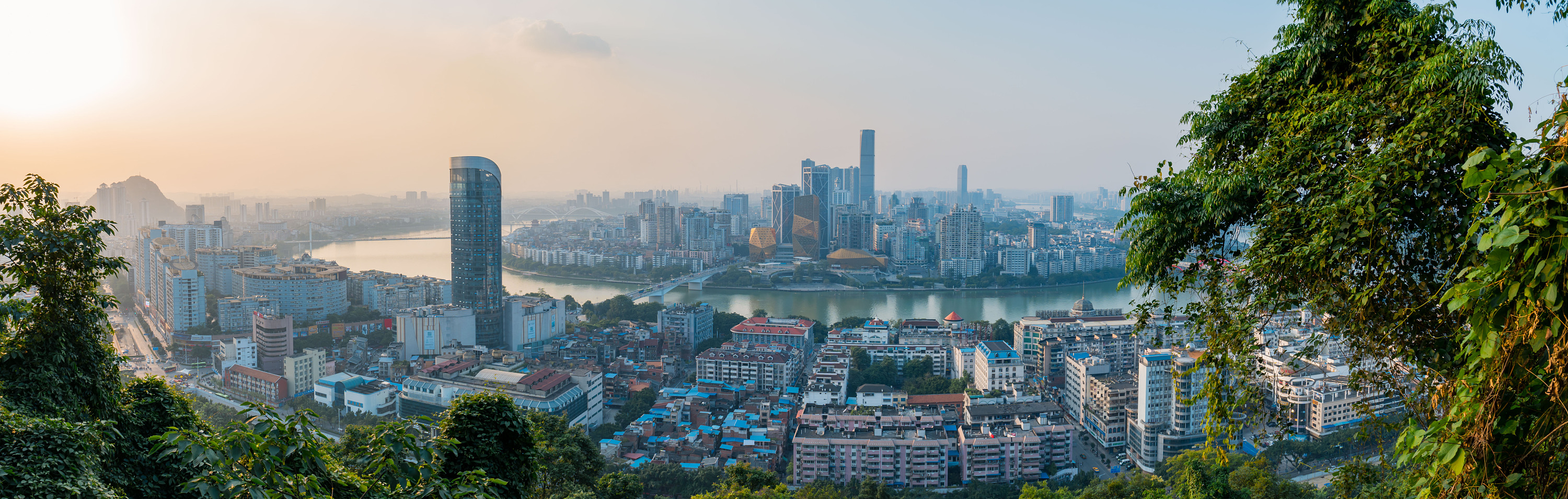 柳州马鞍山全景图片